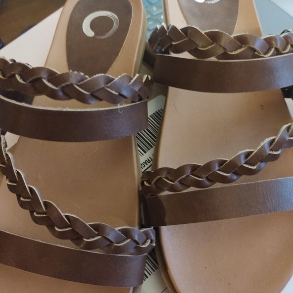 Journee Collette Sandal - Picture 1 of 4